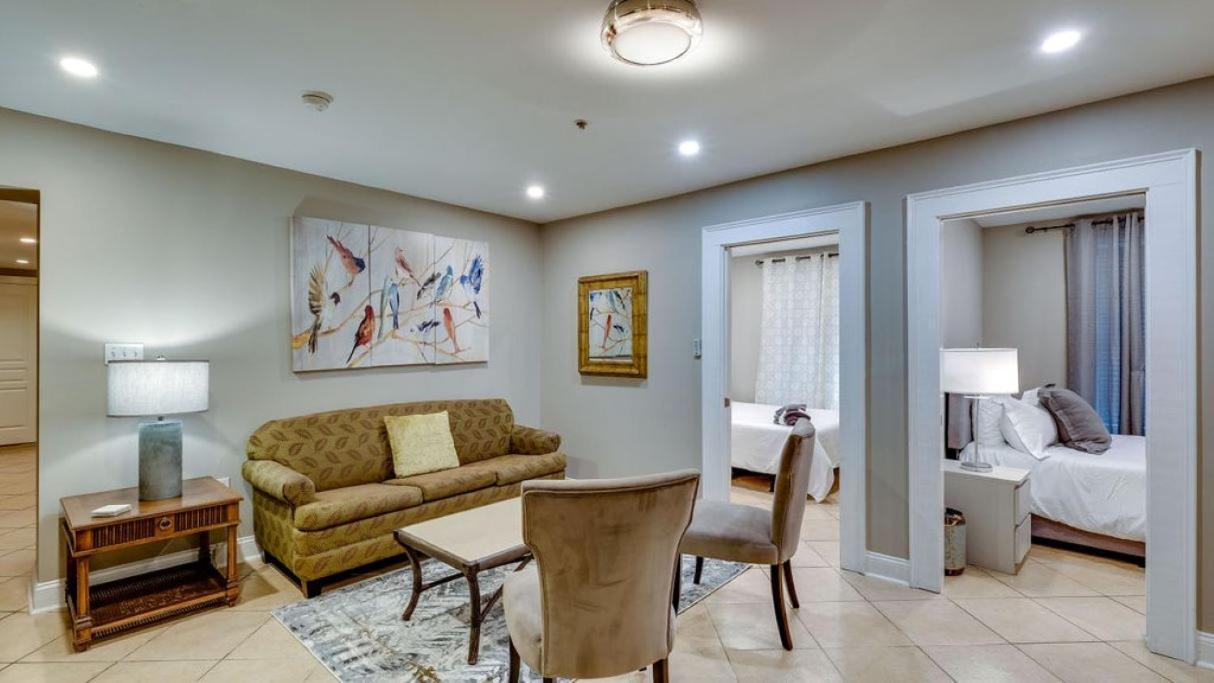 4 Bedroom Beauty Steps From The River Саванна Экстерьер фото